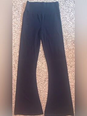 Hollister Black Fold over High-Waist Flared Yoga Pants Small Long
